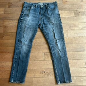 Levi’s S37 slim jean